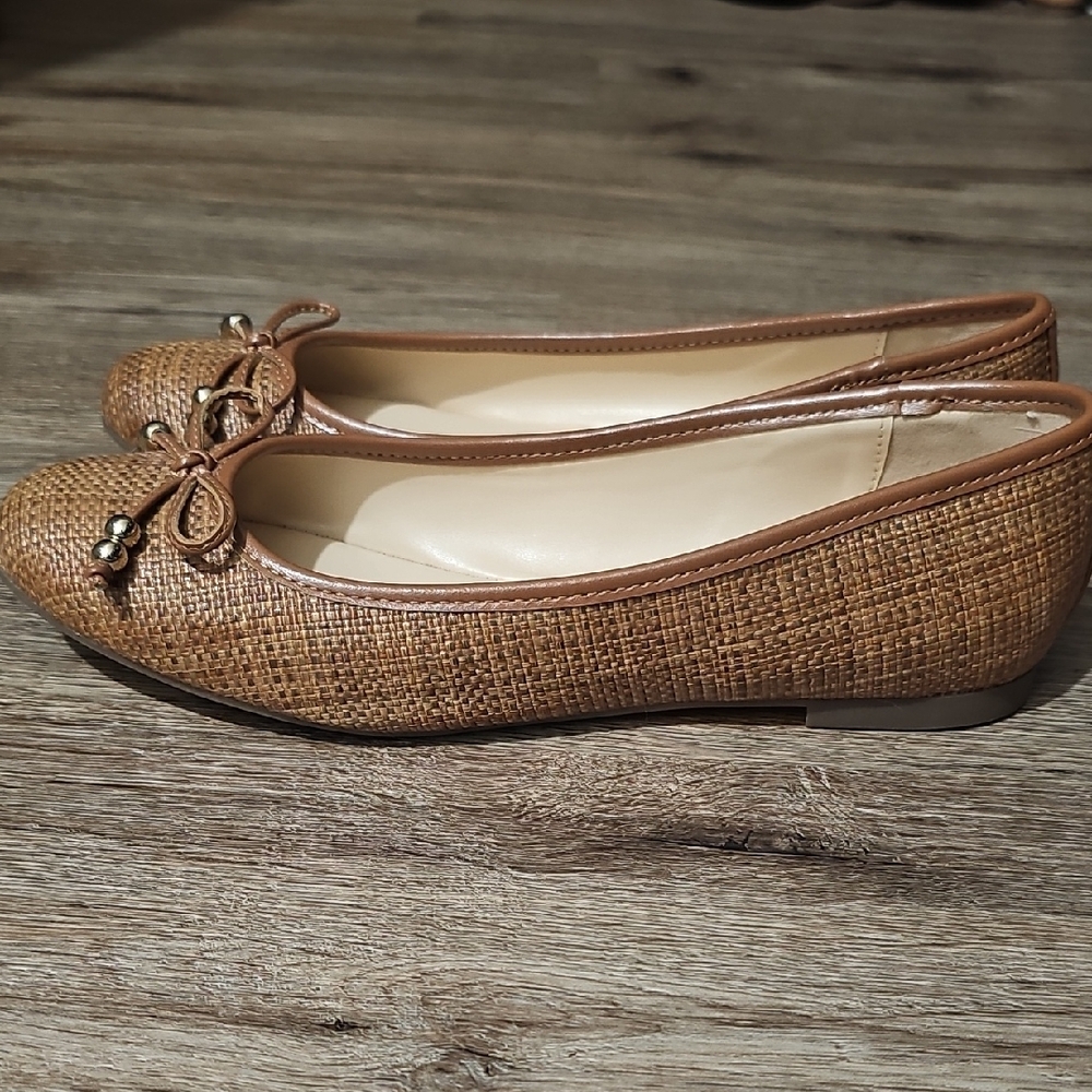 Nine West Tan Woven Flats with Bow - Picture 6 of 11